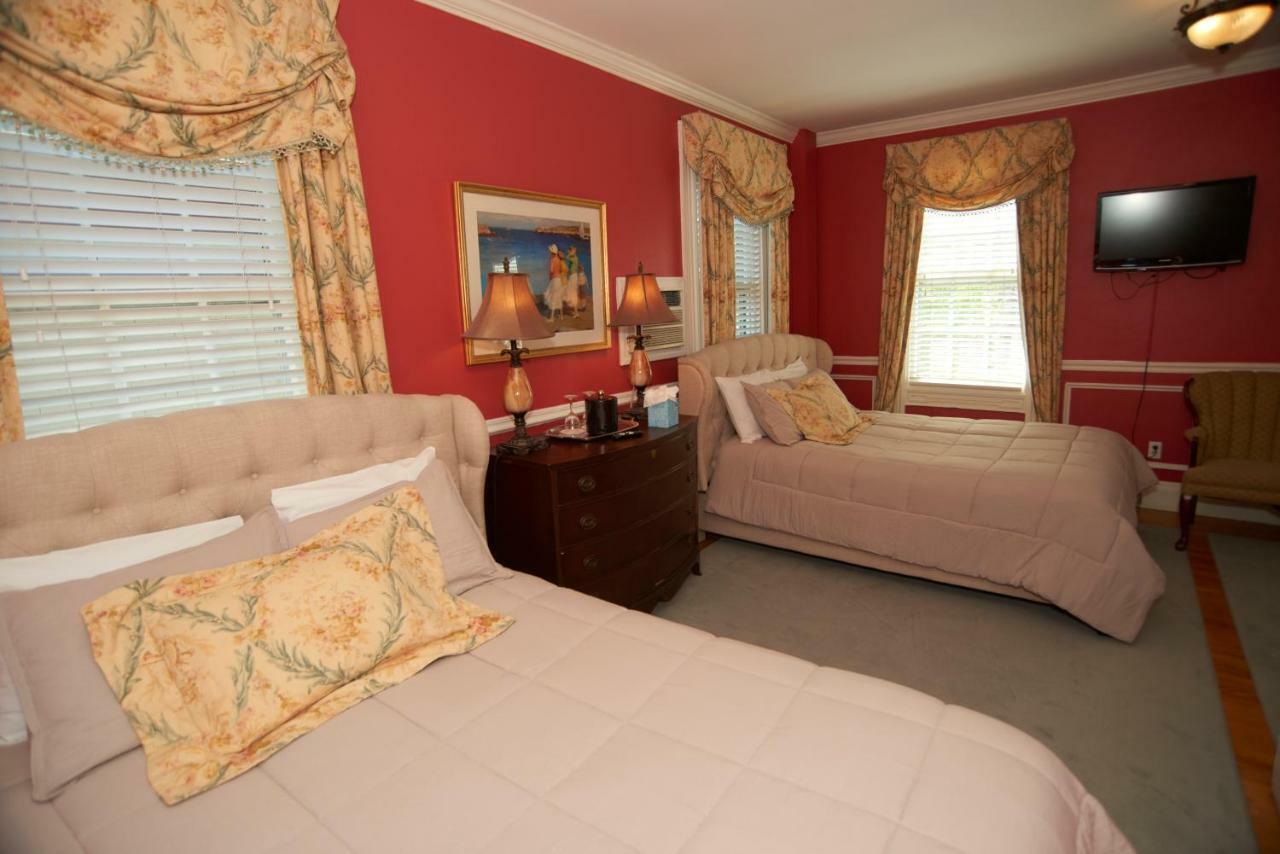 뉴포트 Bellevue Manor B&B 외부 사진